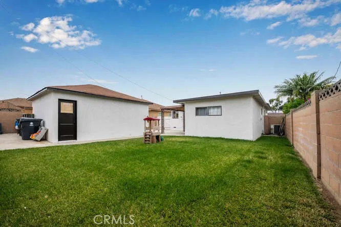 6016 Sugarwood Street, Lakewood, California 90713