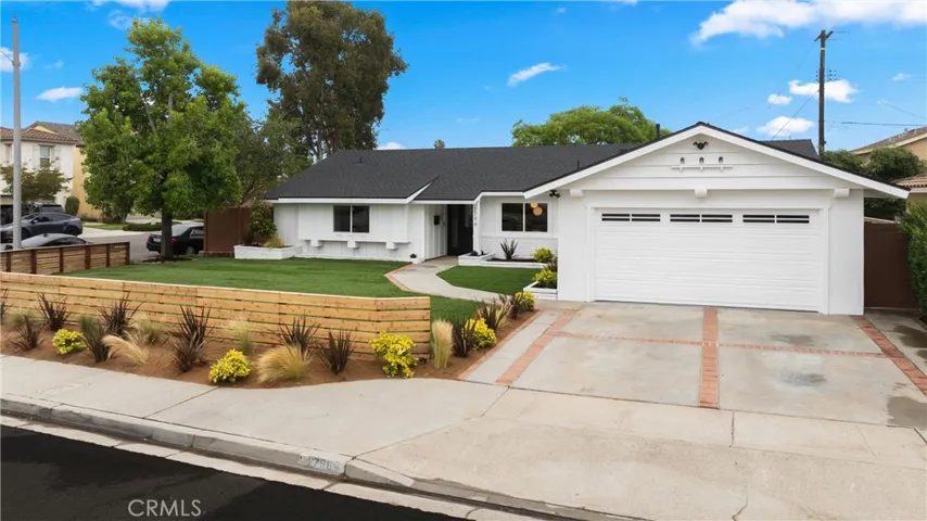 2796 Cibola Avenue, Costa Mesa, California 92626