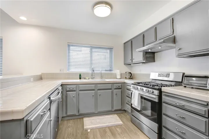 330 California Street F, Arcadia, California 91006