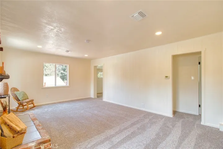 1131 Apple Avenue, Wrightwood, California 92397