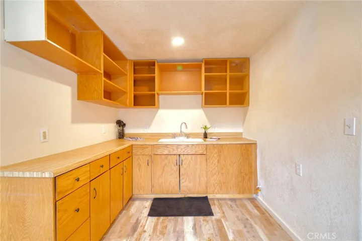 1131 Apple Avenue, Wrightwood, California 92397