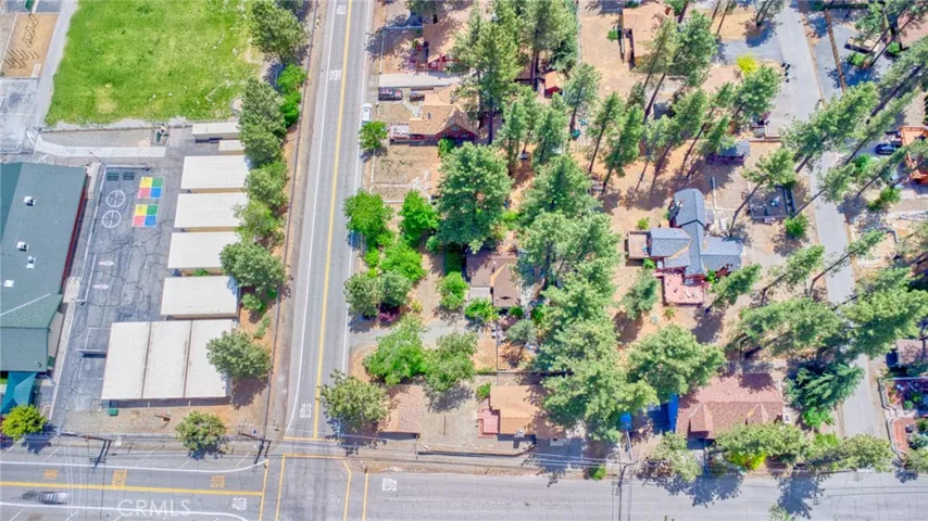 1131 Apple Avenue, Wrightwood, California 92397