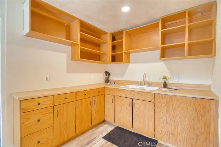 1131 Apple Avenue, Wrightwood, California 92397