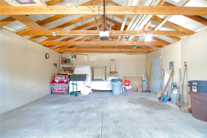 1131 Apple Avenue, Wrightwood, California 92397