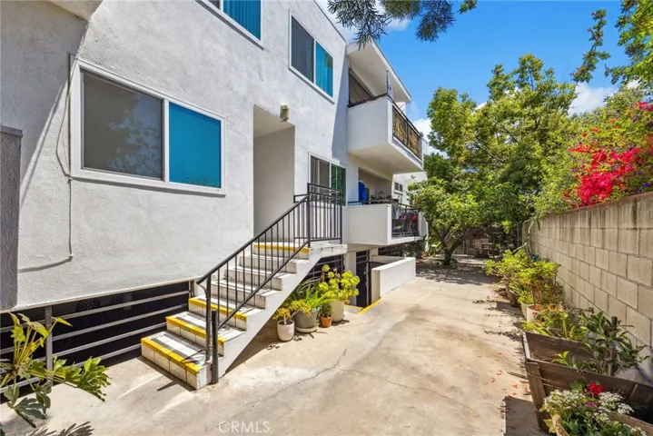 1545 Gordon Street, Los Angeles, California 90028