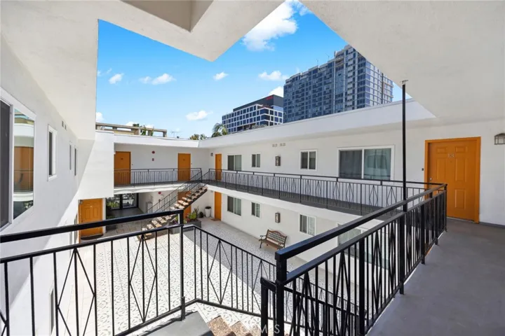 1545 Gordon Street, Los Angeles, California 90028