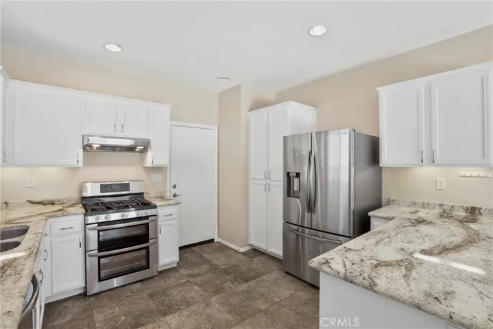 31713 Pompei Lane, Winchester, California 92596