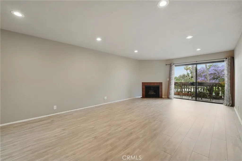 2001 E 21st Street 235, Signal Hill, California 90755 home-pic-8