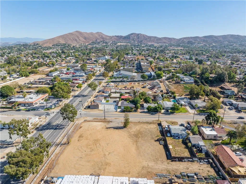 1100 6th St, Norco, California 92860 — photo 4