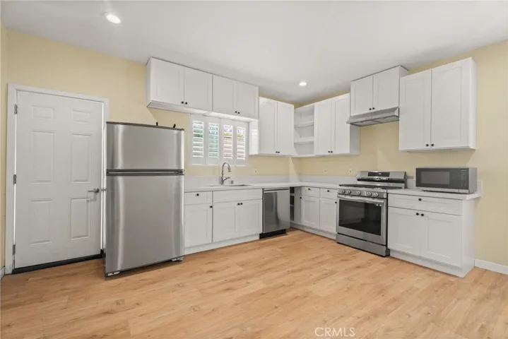 14571 Yucca Circle, Huntington Beach, California 92647