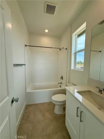 471 Flycatcher, Irvine, California 92618