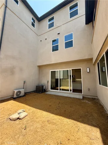 471 Flycatcher, Irvine, California 92618