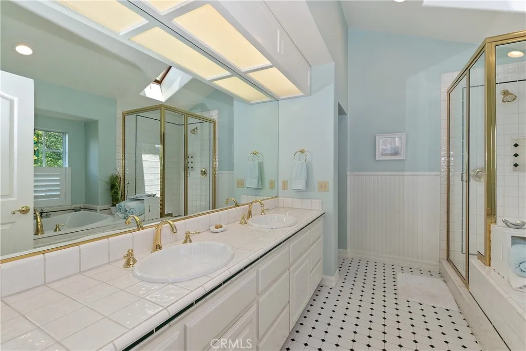 27781 St Bernard Lane, Lake Arrowhead, California 92352 home-pic-17
