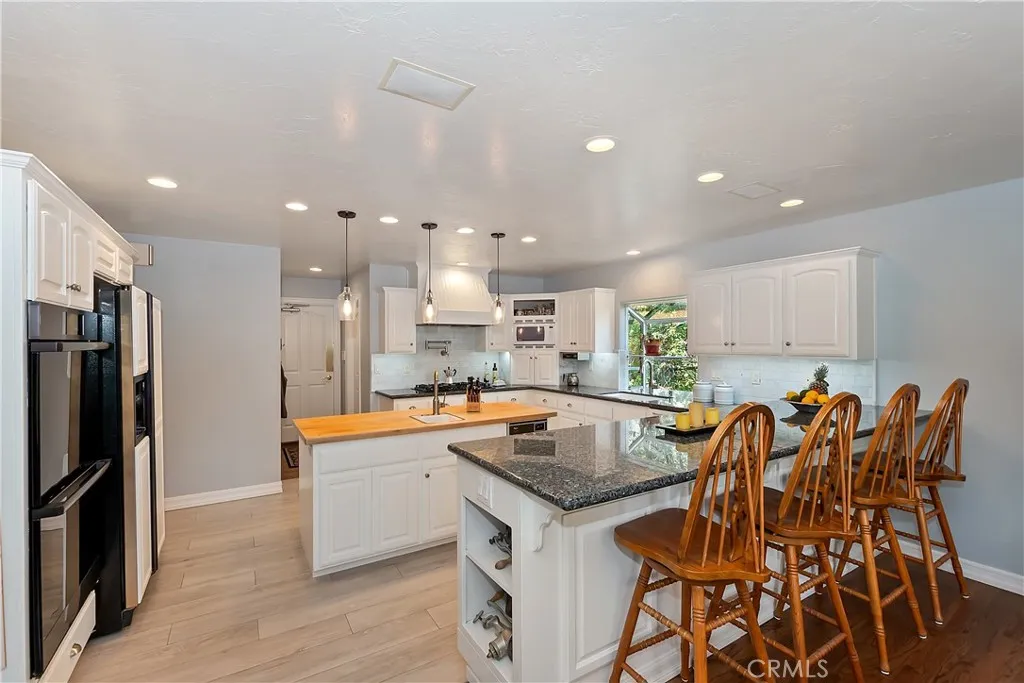 27781 St Bernard Lane, Lake Arrowhead, California 92352 home-pic-13