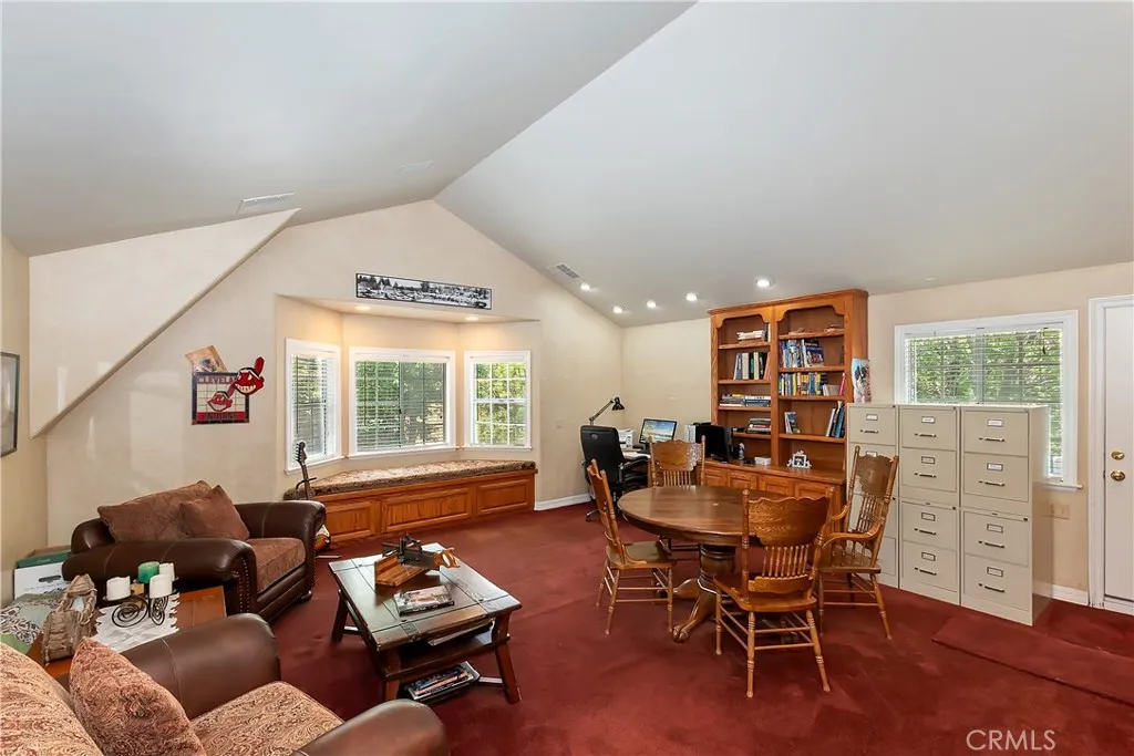27781 St Bernard Lane, Lake Arrowhead, California 92352 home-pic-20