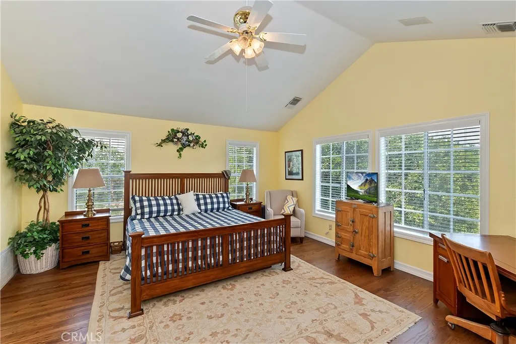 27781 St Bernard Lane, Lake Arrowhead, California 92352 home-pic-15