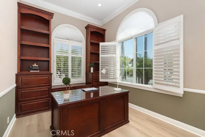 Office with built-ins
