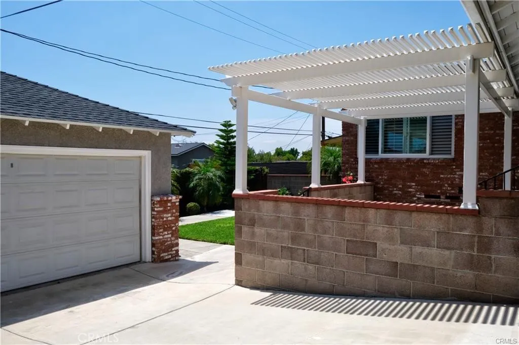 2031 Jolley Drive, Burbank, California 91504 home-pic-6