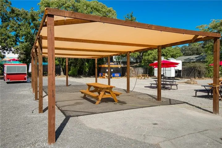 14530 Lakeshore Drive, Clearlake, California 95422