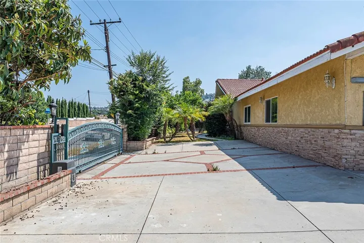 15221 Glenn Hill Drive, Hacienda Heights, California 91745
