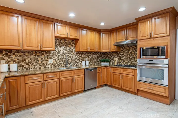 15221 Glenn Hill Drive, Hacienda Heights, California 91745