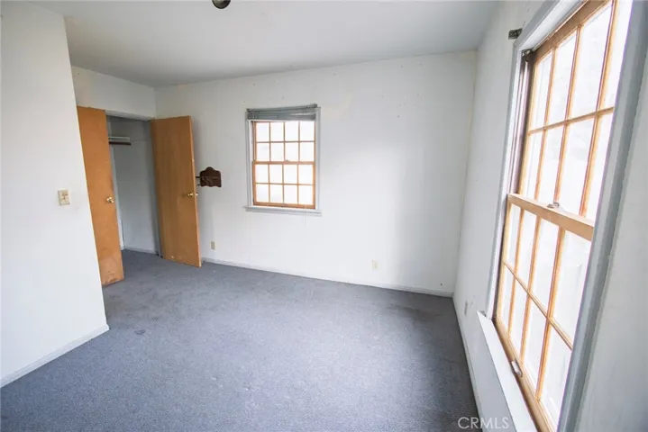 8512 Newcastle Avenue, Northridge, California 91325