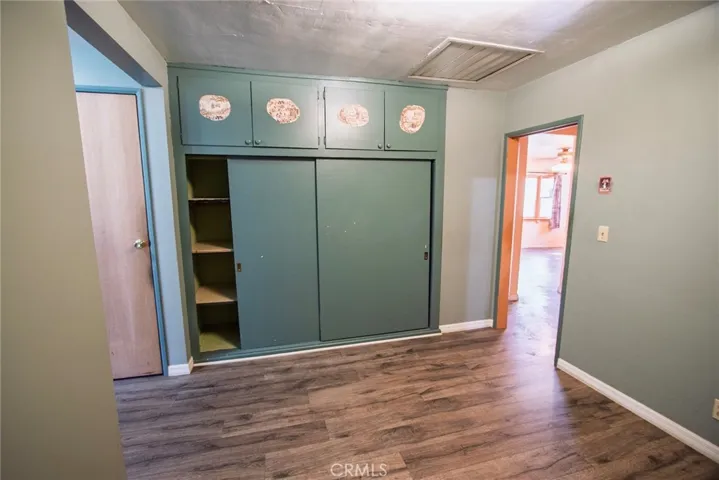 8512 Newcastle Avenue, Northridge, California 91325