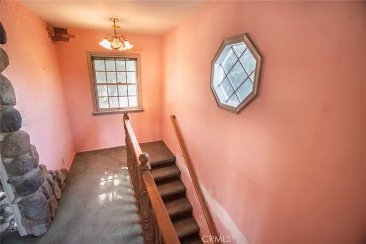 8512 Newcastle Avenue, Northridge, California 91325
