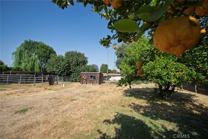 8512 Newcastle Avenue, Northridge, California 91325