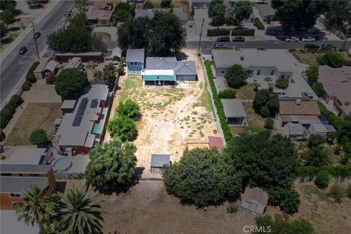 8512 Newcastle Avenue, Northridge, California 91325
