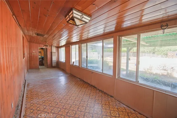 8512 Newcastle Avenue, Northridge, California 91325