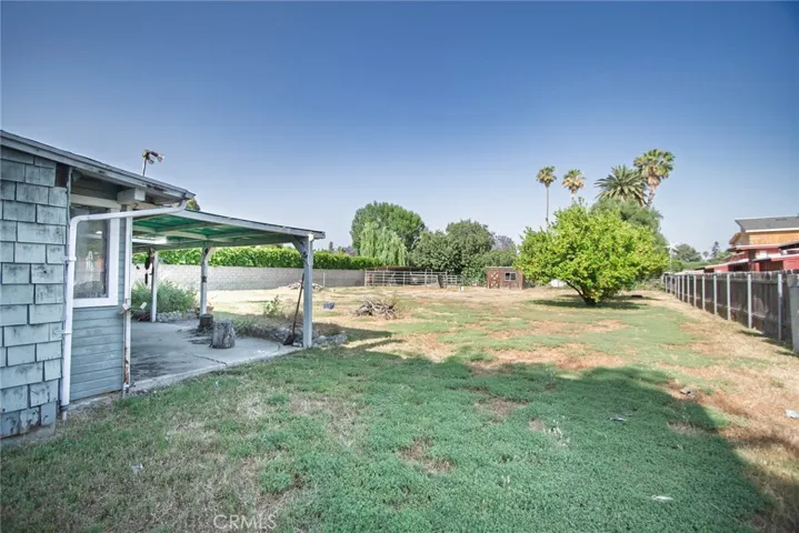 8512 Newcastle Avenue, Northridge, California 91325