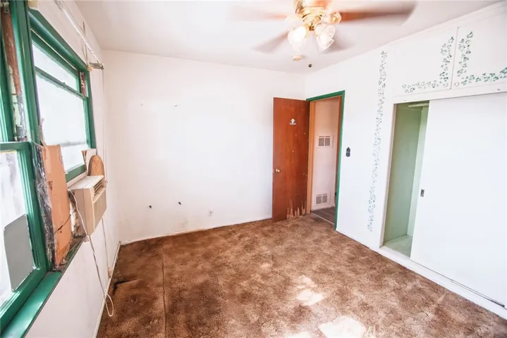 8512 Newcastle Avenue, Northridge, California 91325