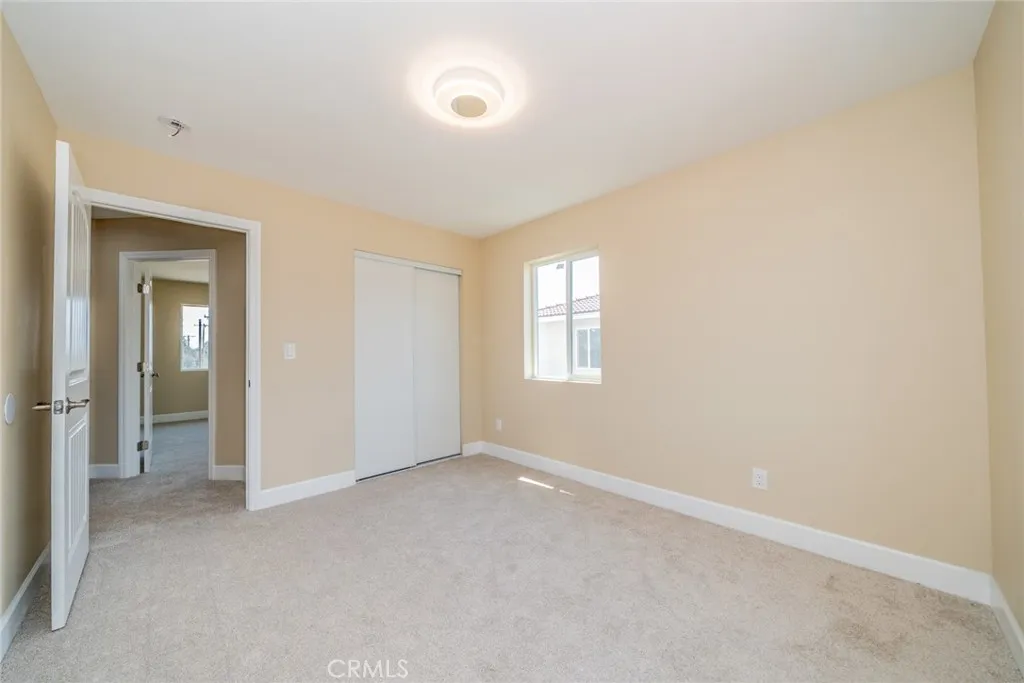 565 N Meridian Avenue, San Bernardino, California 92410 home-pic-31