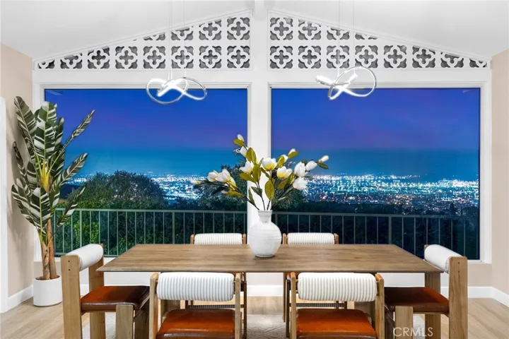 29805 Knoll View Drive, Rancho Palos Verdes, California 90275
