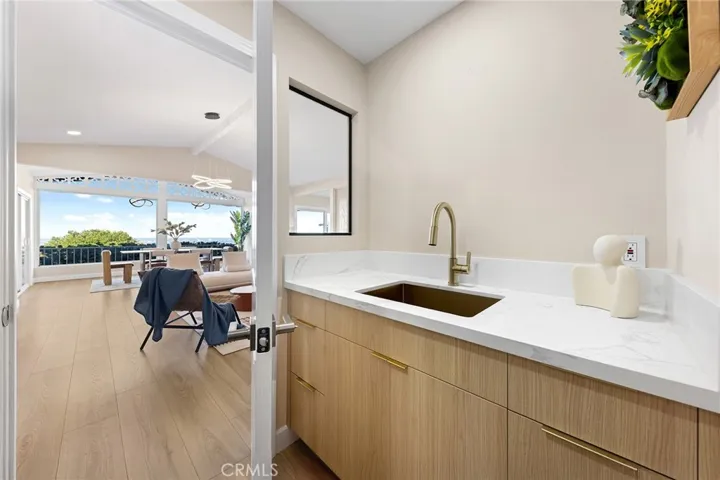 29805 Knoll View Drive, Rancho Palos Verdes, California 90275