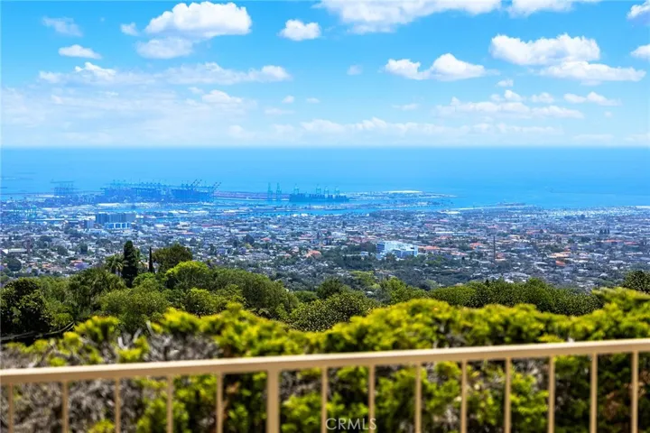 29805 Knoll View Drive, Rancho Palos Verdes, California 90275