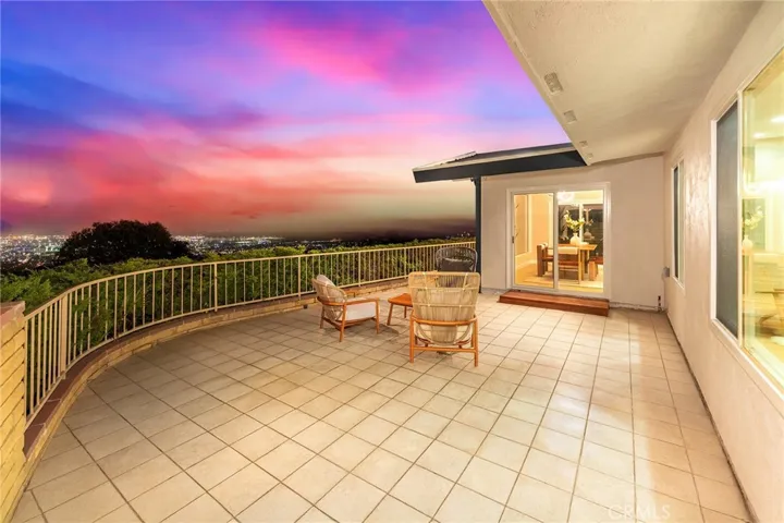 29805 Knoll View Drive, Rancho Palos Verdes, California 90275