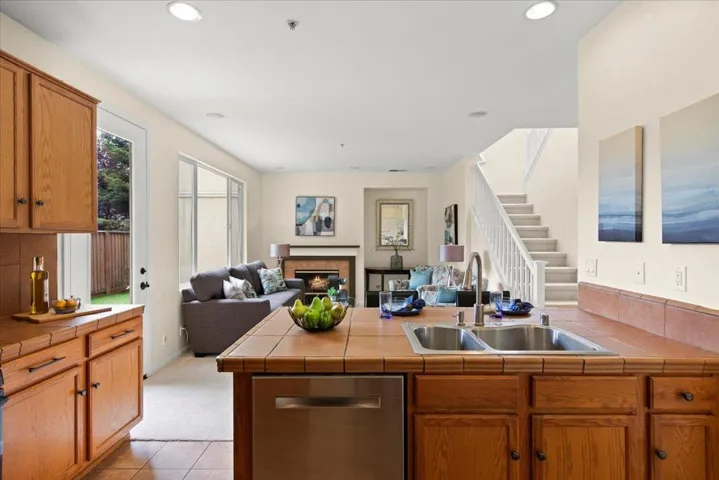 35 Paseo Drive, Watsonville, California 95076