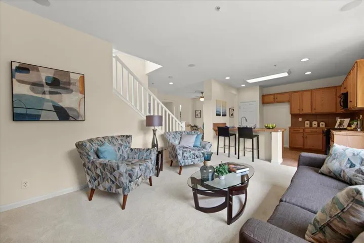 35 Paseo Drive, Watsonville, California 95076