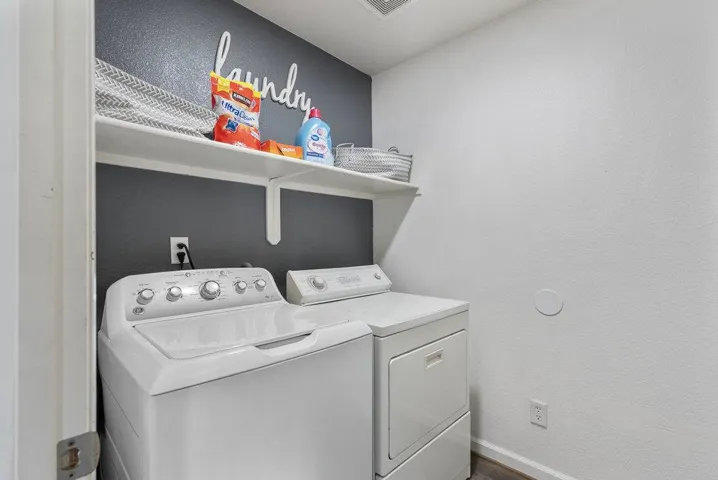 748 Ashbury Court, Los Banos, California 93635