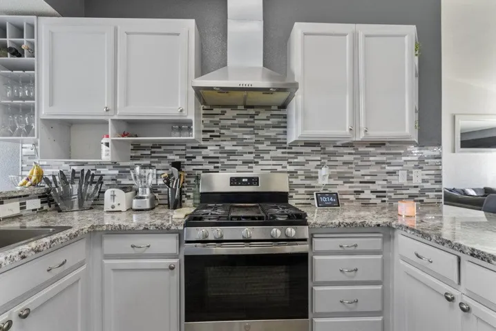 748 Ashbury Court, Los Banos, California 93635