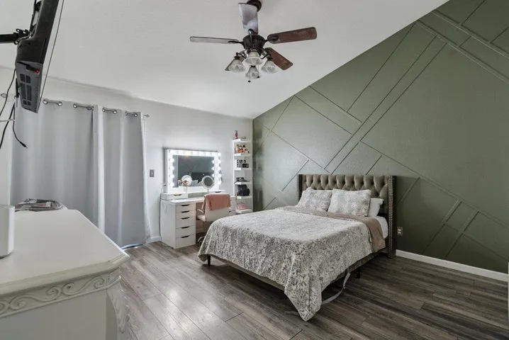 748 Ashbury Court, Los Banos, California 93635