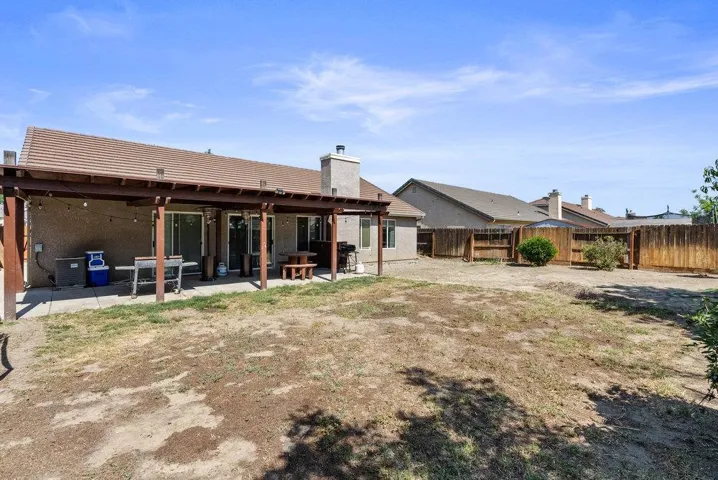 748 Ashbury Court, Los Banos, California 93635