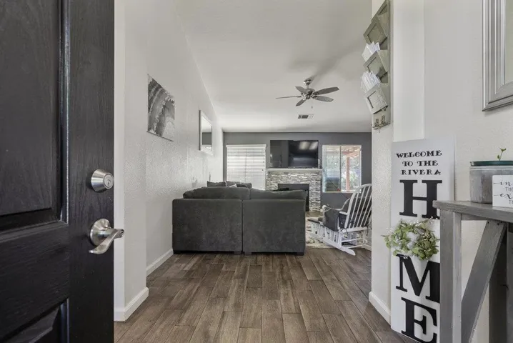 748 Ashbury Court, Los Banos, California 93635