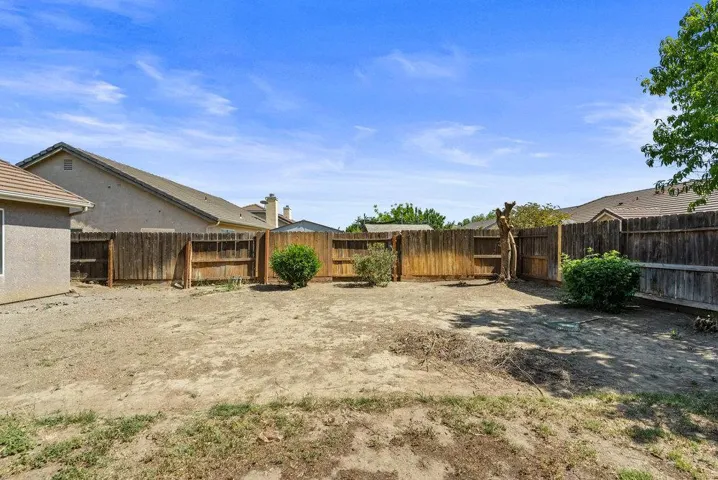 748 Ashbury Court, Los Banos, California 93635