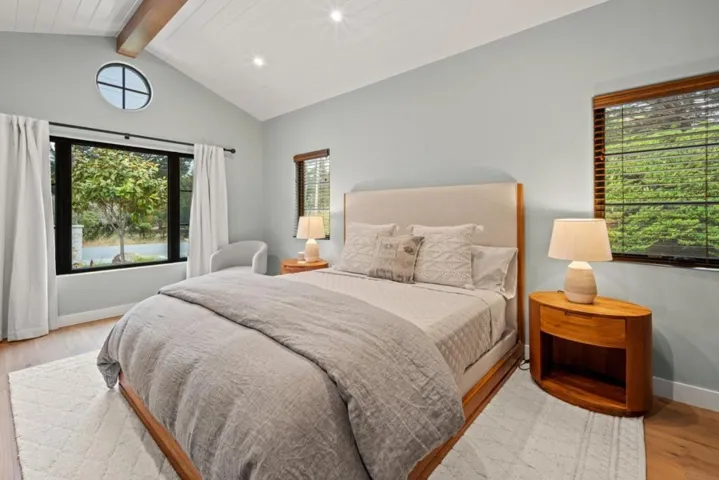 543 Asilomar Boulevard, Pacific Grove, California 93950
