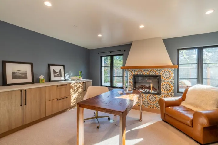 543 Asilomar Boulevard, Pacific Grove, California 93950