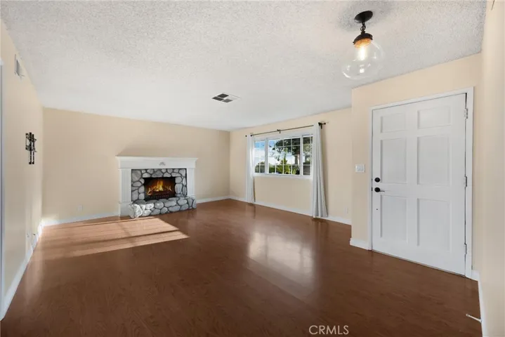 5939 Etiwanda Ave, Rancho Cucamonga, California 91739