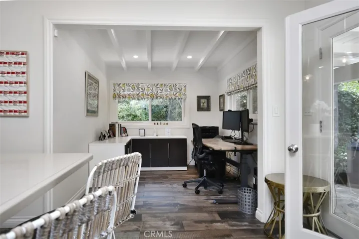 4303 Bonavita Drive, Encino, California 91436